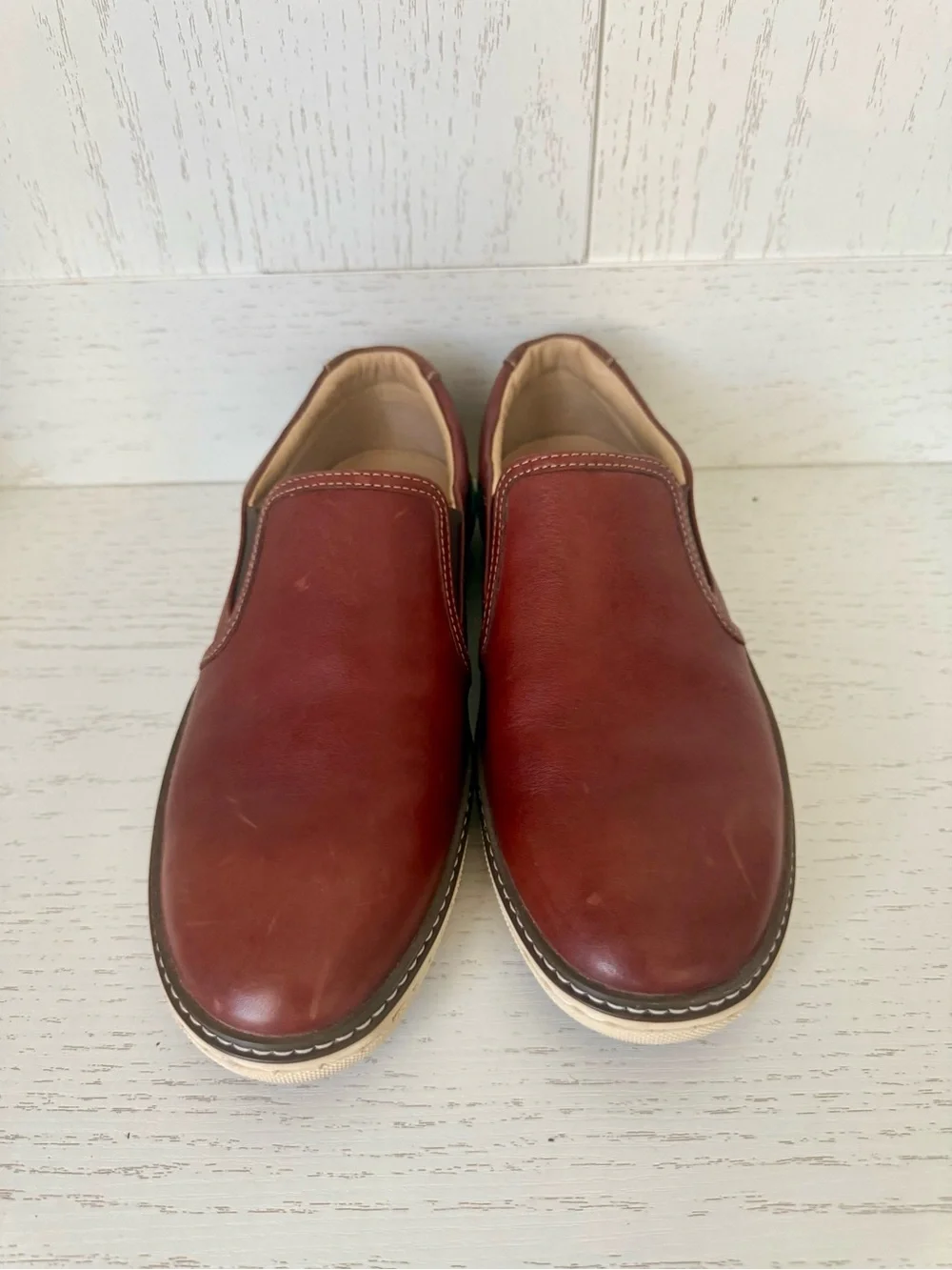 J&M Sheepskin-Lined Men's Slip-On Loafers - Chestnut Brown size 8.5 US men